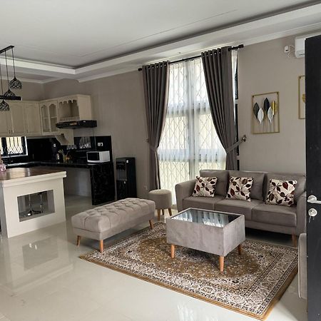 Eton Asia Villas-Kota Bunga Puncak Kültér fotó