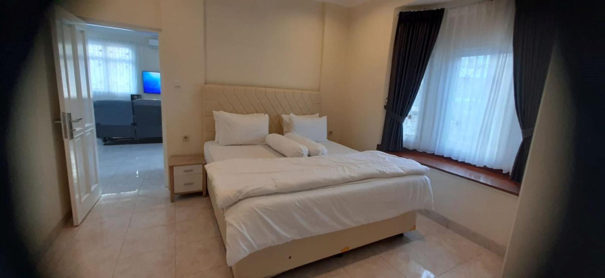 Eton Asia Villas-Kota Bunga Puncak Kültér fotó
