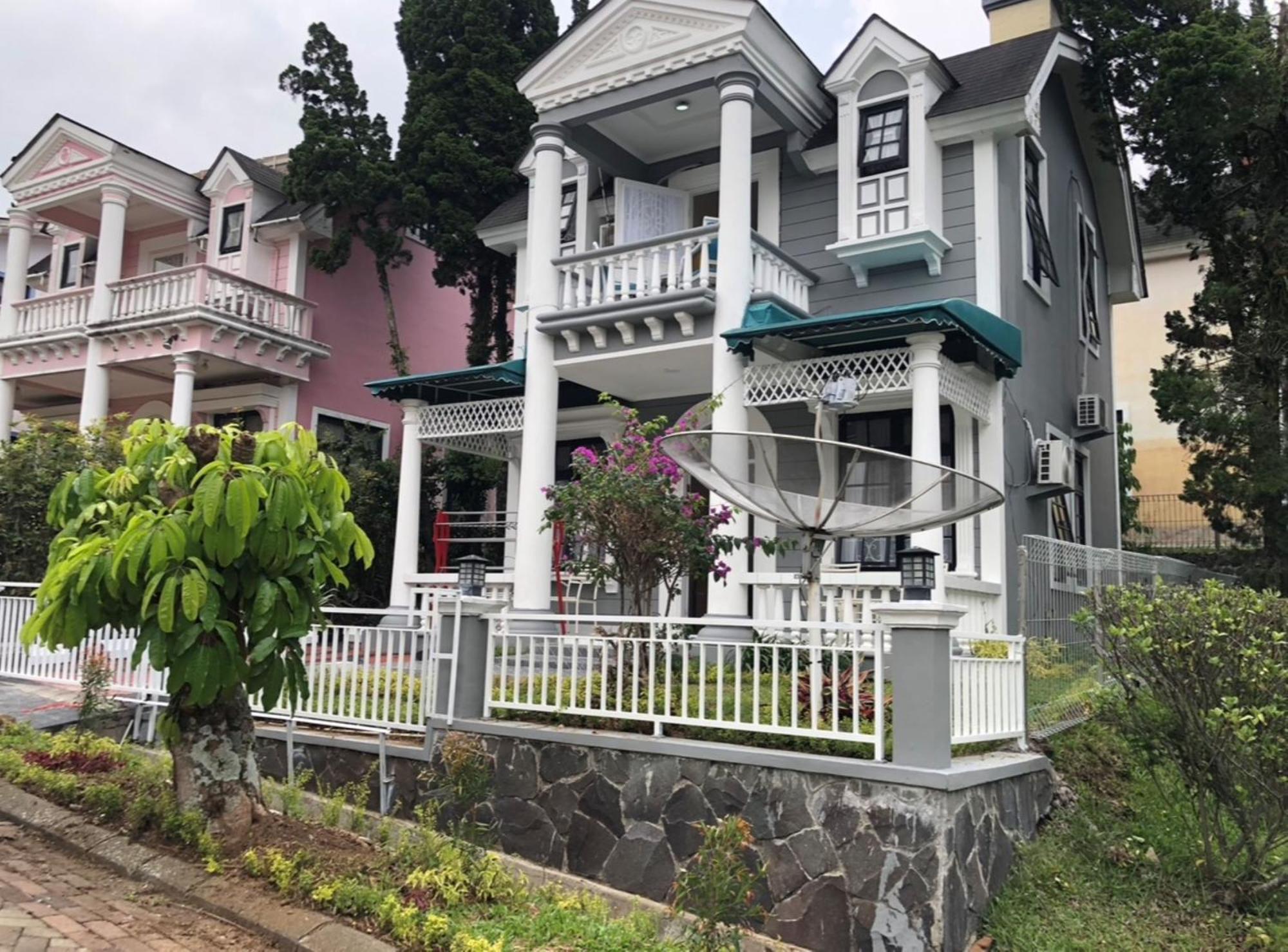 Eton Asia Villas-Kota Bunga Puncak Kültér fotó
