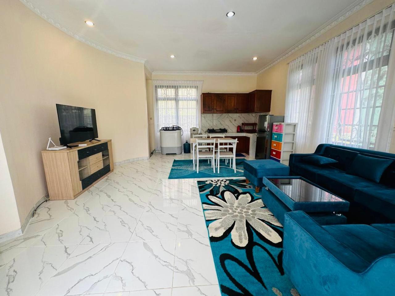 Eton Asia Villas-Kota Bunga Puncak Kültér fotó